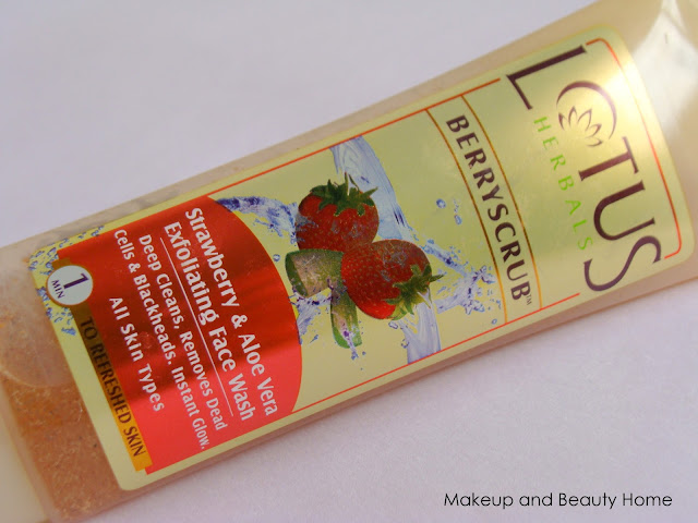 Lotus Herbals Berryscrub Strawberry & Aloe Vera Exfoliating Face Wash Review