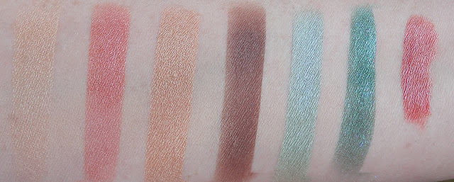 Fyrinnae swatches