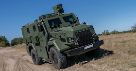 Komodor MRAP 4x4 personnel carrier Buatan Hongaria