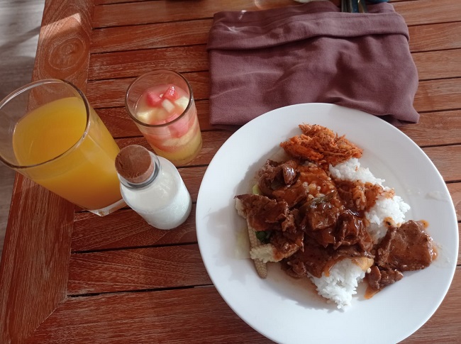 Sarapan pagi di Hotel The Stone, Legian, Bali