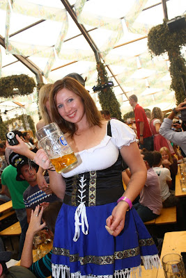 oktoberfest girl