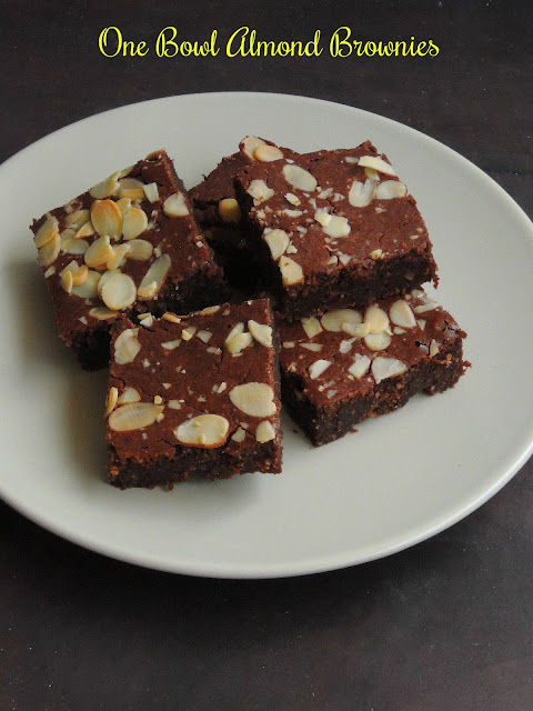 One bowl Almond Brownies