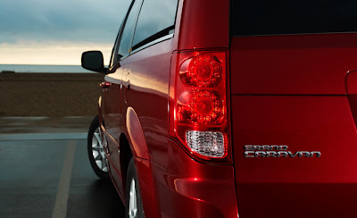 2011 Dodge Grand Caravan Rear Light