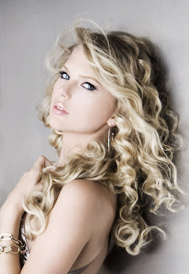 Taylor Swift Fashion Image