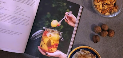 Vaříme beze zbytku (Kateřina Bičíková, fotografie: Eva Malúšová, nakladatelství Grada), kuchařka