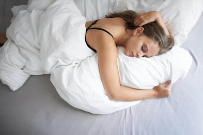 Harmful Effects of Sleeping In a Bra 