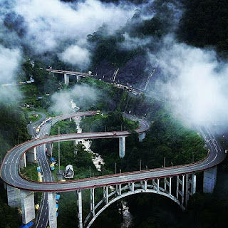 Jembatan Kelok Sembilan Sumatera Barat