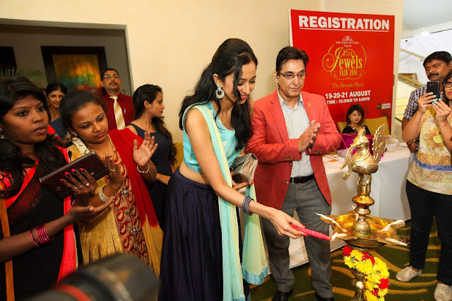 ‘Radhika Chetan inaugurates the spectacular jewellery expo - Asia Jewels Fair 2016’ dazzles Bangalore city!