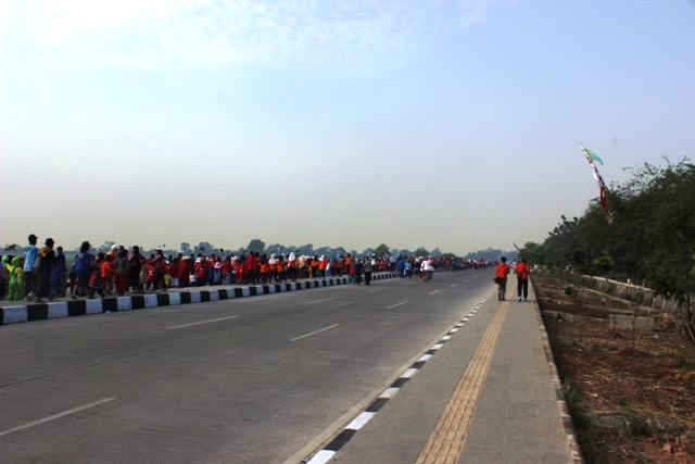 Jalan Santai Hari Koperasi 2016 di Stadion GBLA