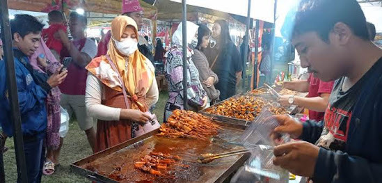 Kuliner sate cumi di Ngawi