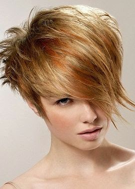 coupe de cheveux long rousse