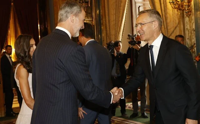 Queen Letizia wore a tulle dress by Felipe Varela. Yanes gold diamond errings