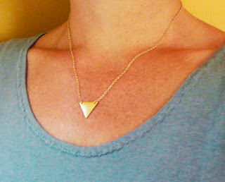 collier triangle femme