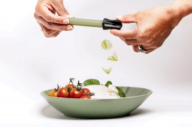 FOOD CRAYON-LETS YOU PLAYFULLY GARNISH YOUR DISHES WITH INGREDIENT-FLAVORED SHAVINGS