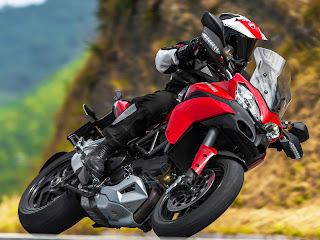 2013 Ducati Multistrada 1200 Motorcycle Photos5