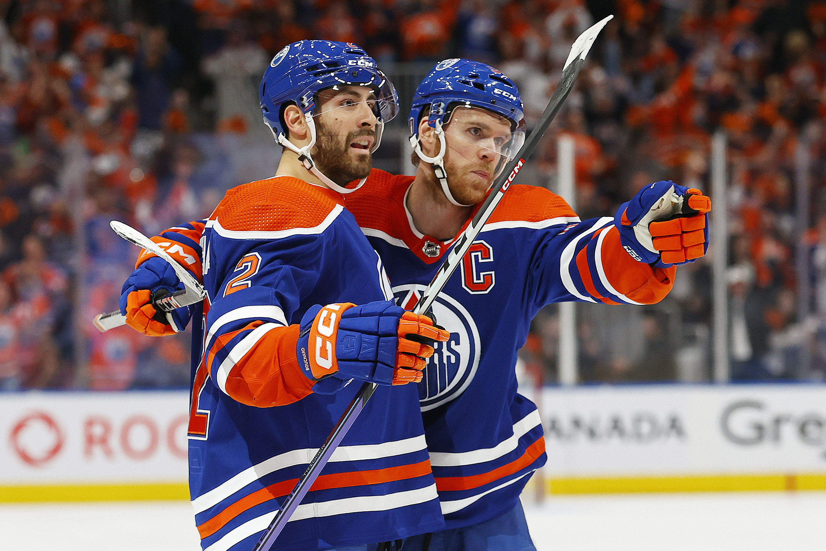 Edmonton Oilers Forced Into "Holding Pattern" With Evan Bouchard - NHL  Trade Rumors - NHLTradeRumors.Me