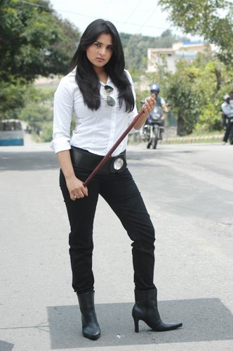 [Kannada-actress-Ramya-shirt-pant+(2).jpg]
