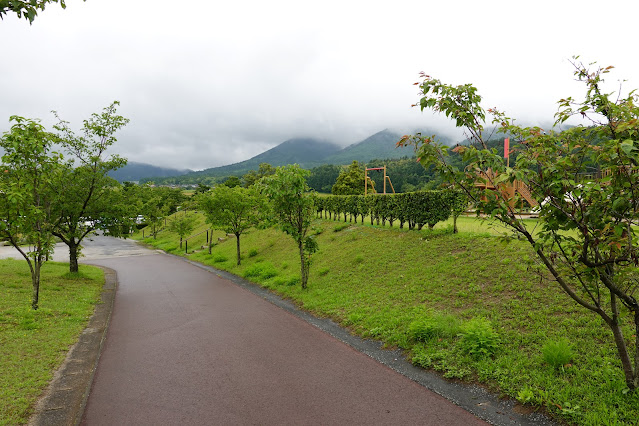 鳥取県西伯郡大山町宮内 仁王堂公園