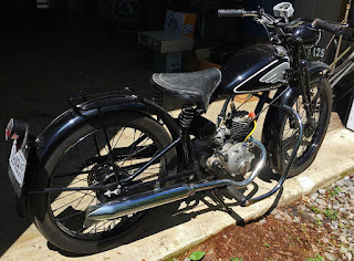 Side view of 1940s Royal Enfield Model RE.