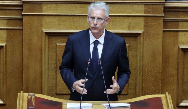 Βουλευτής παρέδωσε την έδρα του στη ΝΔ