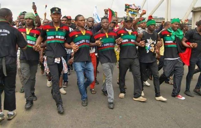 IPOB ADVISES BIAFRAN YOUTHS NOT TO JOIN NIGERIA ARMY RECRUITMENT EXCERCIS GOING ON NOW AND CALLS ON NIGERIAN YOUTHS TO WAKE UP