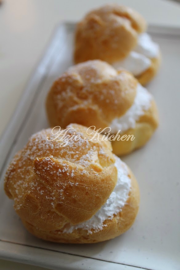 Cream Puff with Fresh Cream Choux Pastry - Azie Kitchen