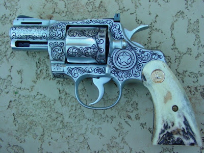 Etched Gun Stocks Seen On lolpicturegallery.blogspot.com