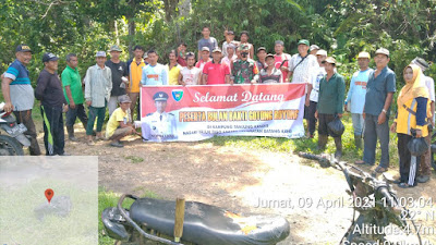 Babinsa Koramil 05/Batang Kapas Bersinergi Laksanakan Gotong Royong 