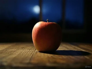 Benefits of Eating an Apple at Night: A Healthy Midnight Snack
