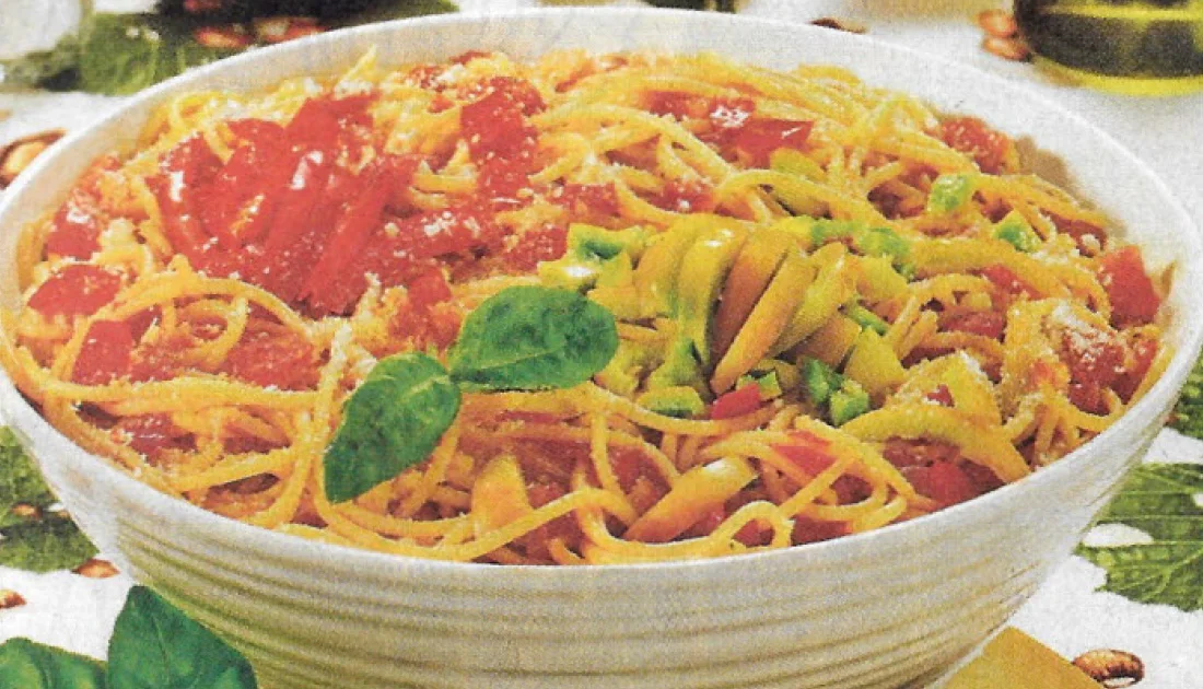 Spaghetti ai due pomodori