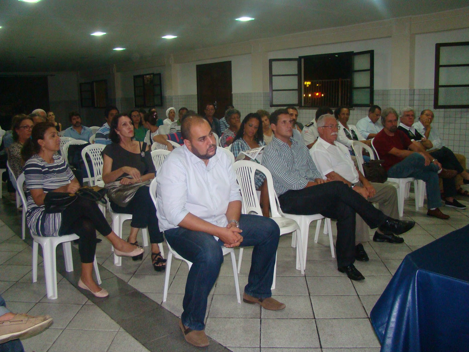 Prefeitura abre diálogo com entidades do Rio Vermelho