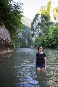 Malyas Kanyonu boyunca yürürken