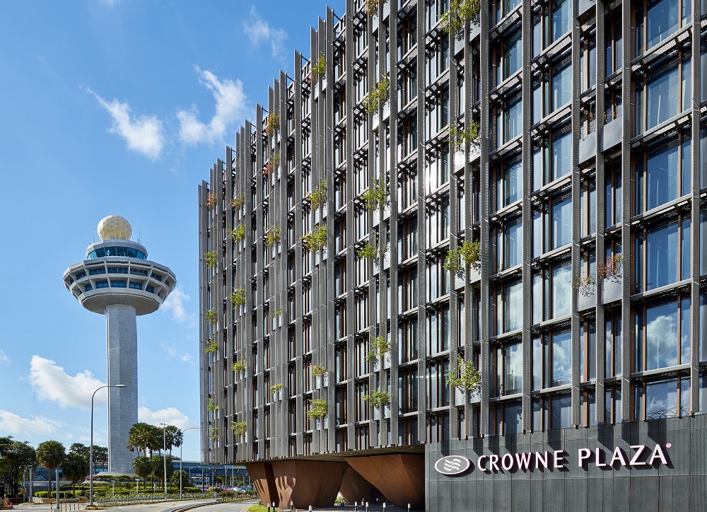 CROWNE PLAZA® CHANGI AIRPORT WINS ITS THIRD BEST AIRPORT HOTEL IN ASIA-PACIFIC AWARD