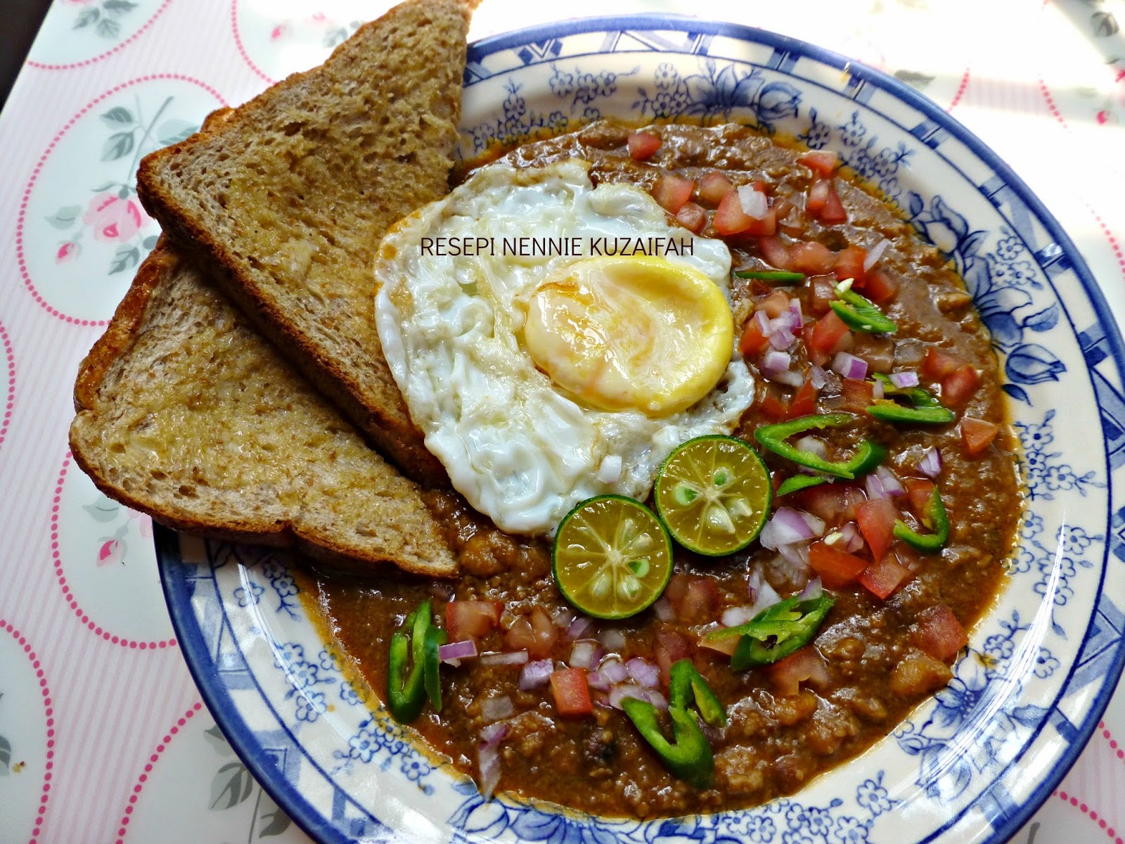 RESEPI NENNIE KHUZAIFAH: Kacang phool & roti bakar