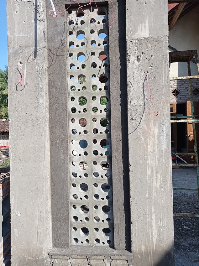 roster beton dengan beragam variasi desainnya dapat membuat tampilan rumah dan bangunan lebih elegan bisa langsung di beli di Perak Jombang