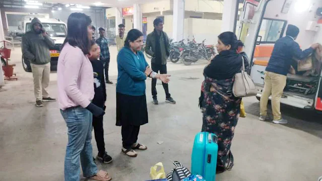 रायसेन, यात्रियों से भरी तेज रफ्तार बस अनियंत्रित होकर पलटी, 19 यात्री घायल, 2 की हालत गंभीर।