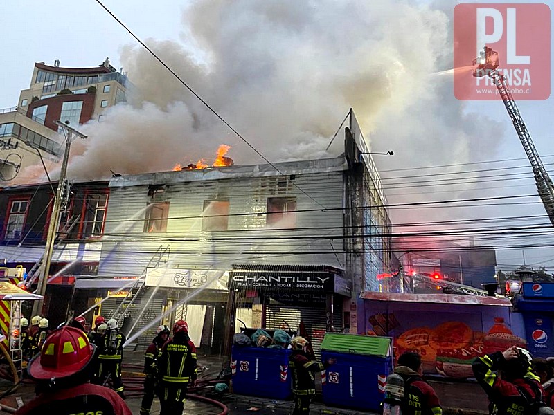 Incendio en el sector centro de Puerto Montt
