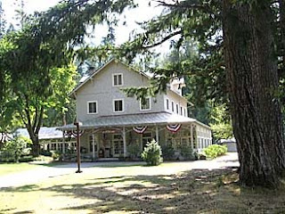 Lake Crescent Lodge