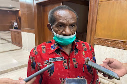 Nicolaus Wenda Ungkap Puluhan Pejabat Pemprov Papua Mengundurkan Diri