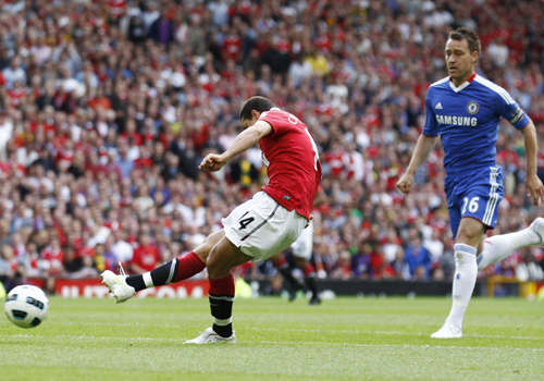 Javier Hernandez shooting, Manchester United - Chelsea