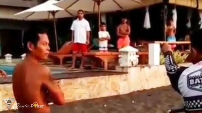 Turis Asal Arab Larang Warga Main di Pantai Buleleng Bali