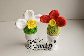 Krawka: Egg cozies - colorful Easter flowers for a table decoration or to Easter basket