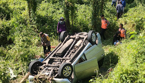 Dikemudikan Istri, Toyota Inova Berpenumpang Satu Keluarga Terjun ke Jurang Sedalam 7 Meter  