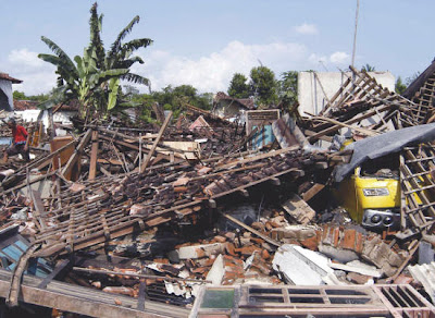 Bencan9  khas indonesia, 10 Bencana Aneh Terbesar di Dunia . natural.co.id