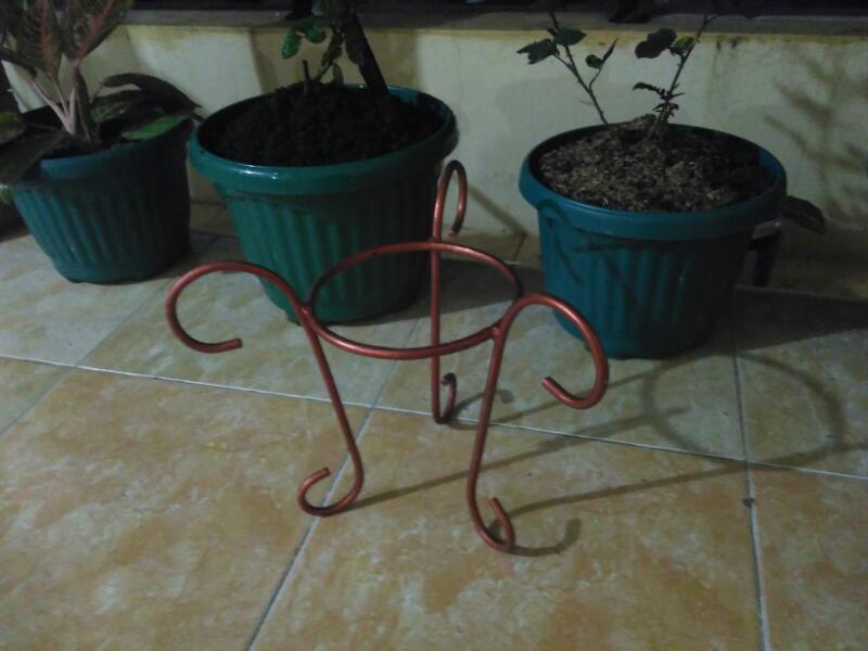  Rak  untuk tanaman  hias  Rak  Pot  Bunga Mochamad Ali Dwi 