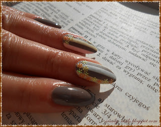 http://snaily-nails.blogspot.com/2016/09/miedzy-latem-jesieniawyzwanie-rainbow.html