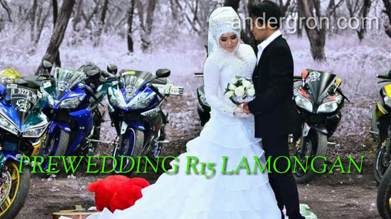 FOTO CANTIK PREWEDDING R15 PREWEDDING DENGAN MOTOR YAMAHA R15