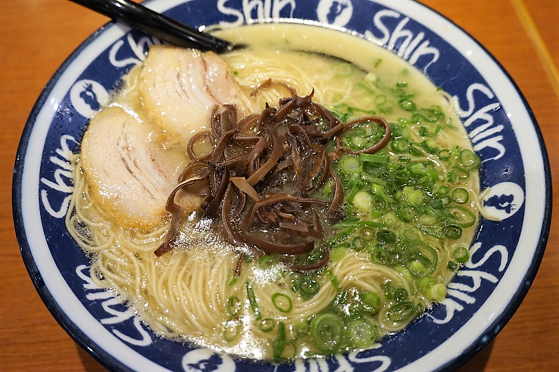 博多らーめん Shin-Shin 博多デイトス店(博多拉麵 Shin-Shin 博多DEITOS店)