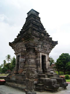 candi angka tahun