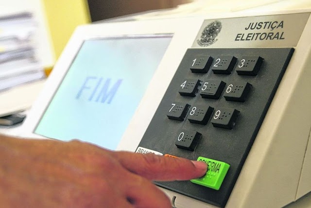 Fim do voto obrigatório entra na pauta da reforma política da Câmara